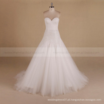 Brilliant Strapless Bling Beads Slim A-line Sweet Heart Vestido de casamento Chapel Tail